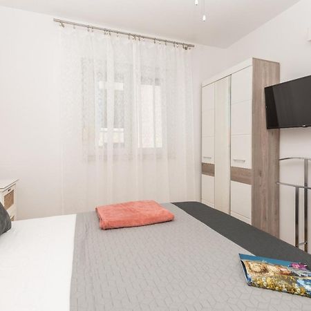 East Side Deluxe Suite ماكارسكا المظهر الخارجي الصورة