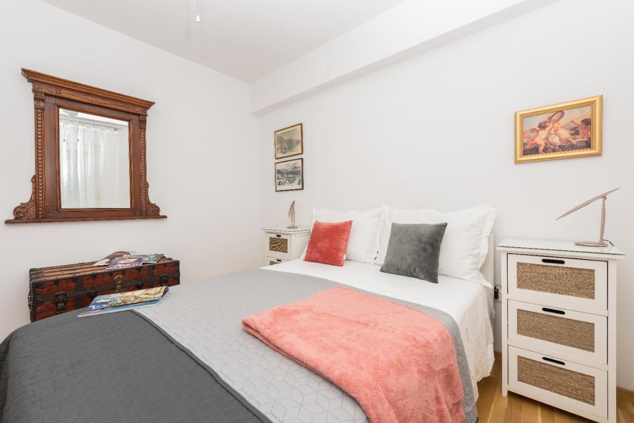 East Side Deluxe Suite ماكارسكا المظهر الخارجي الصورة