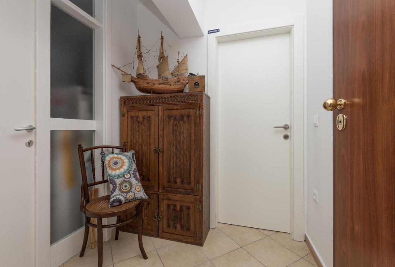 East Side Deluxe Suite ماكارسكا المظهر الخارجي الصورة
